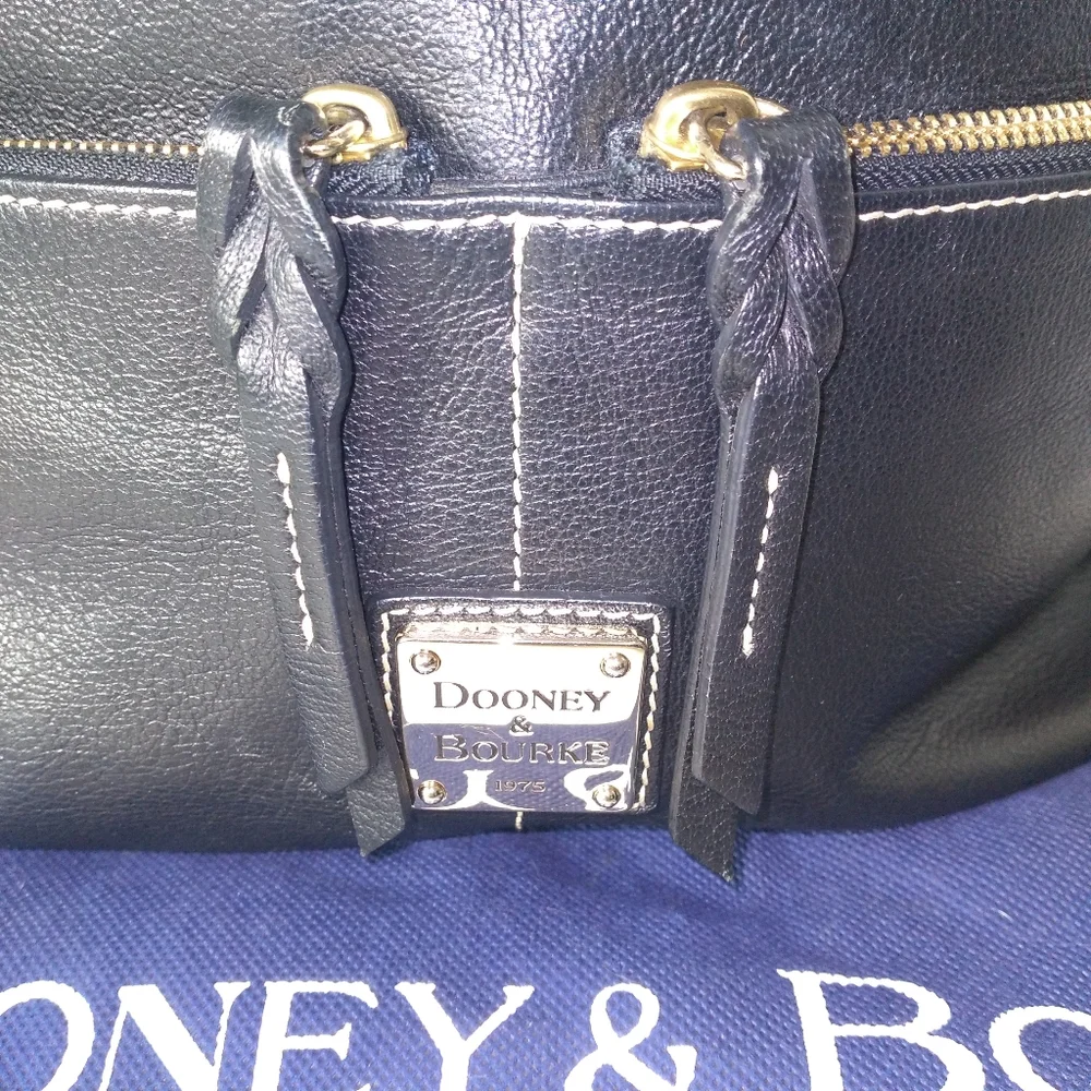 DOONEY & BOURKE DILLEN Black Pebbled Leather Large Hobo Bag